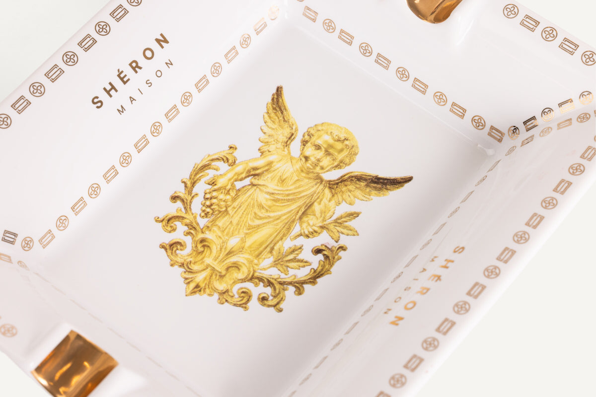 Maison Shéron Ashtray angel detail